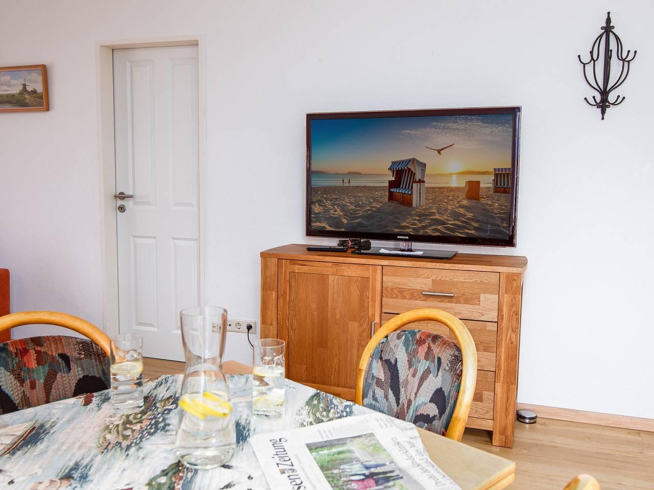 Vakantieappartement met binnenzwembad en zwembad in Strand Norddeich, Norddeich, Duitsland voor 3 personen foto 11