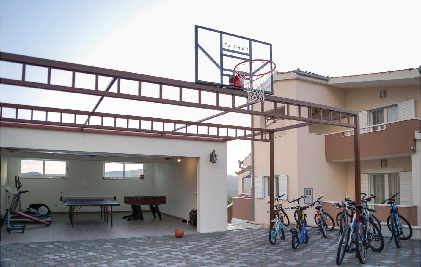 Vakantiehuis in Radošić, Kroatië voor 10 personen foto 16