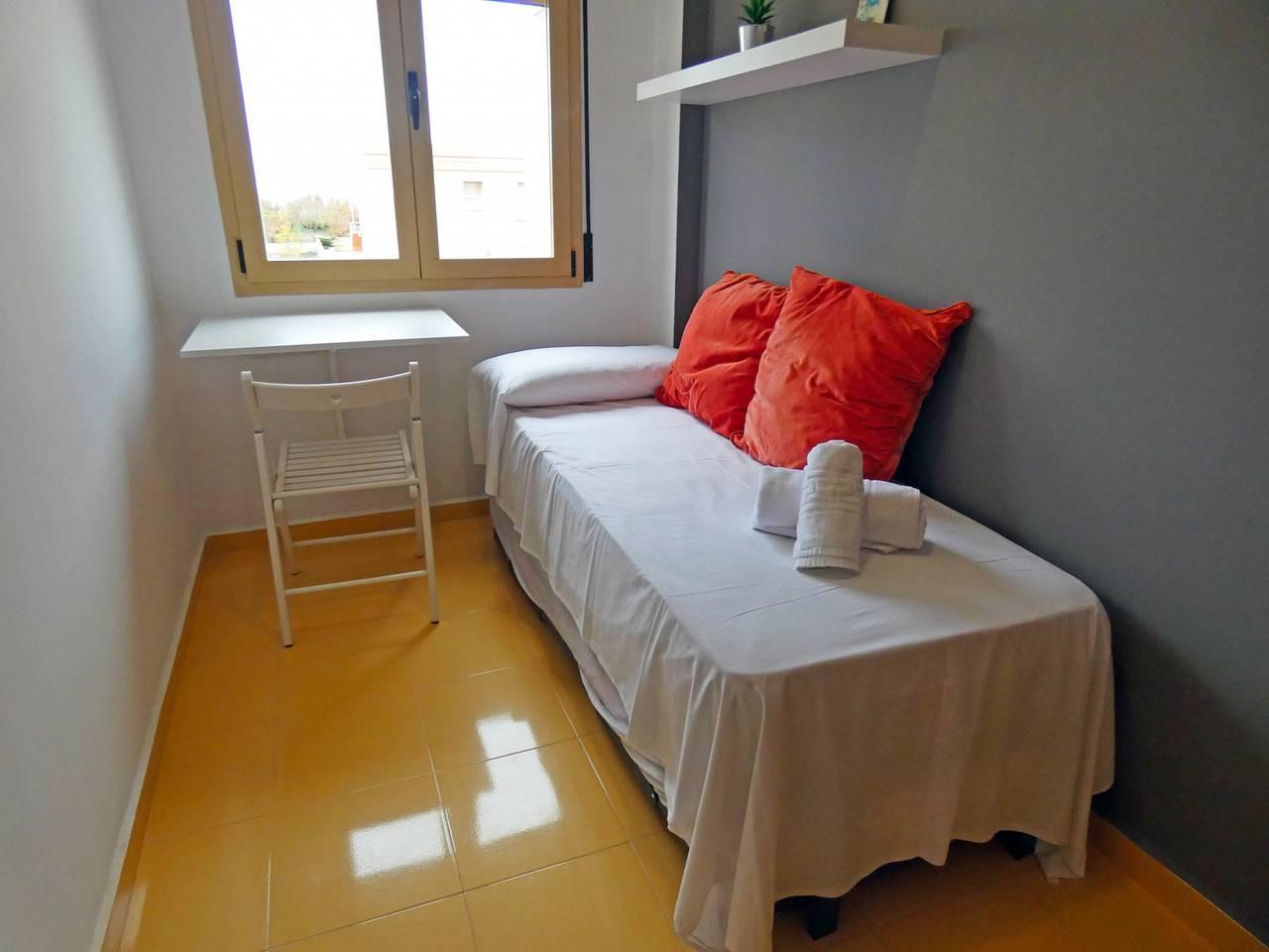 Vakantieappartement met zwembad en ligging bij zee in Oliva, Costa de Valencia, Spanje voor 6 personen foto 19