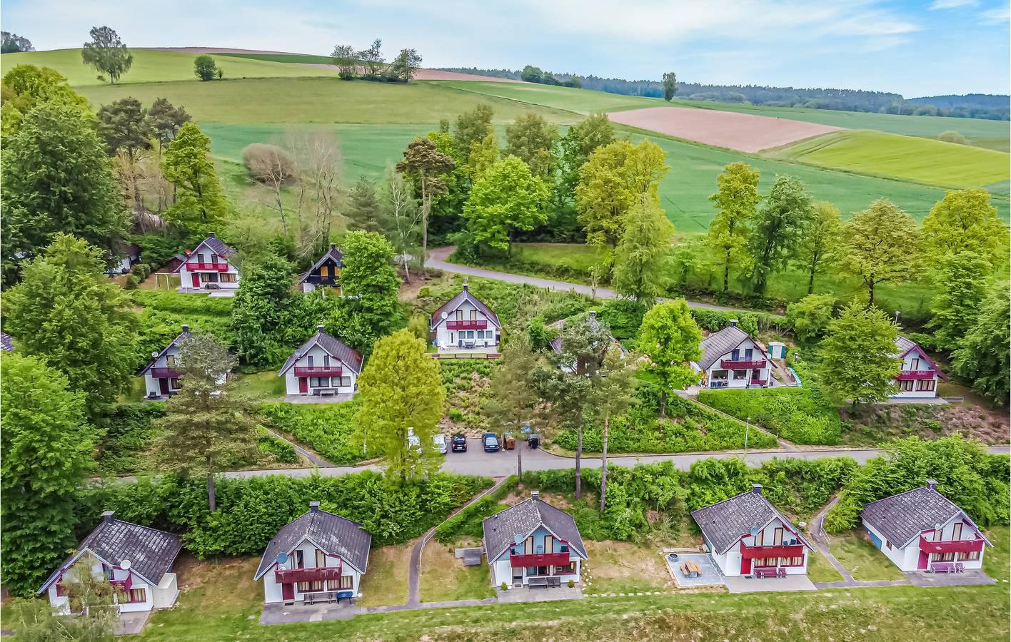 Modern appartement met terras en parkeerplaats in Ibra in Reimboldshausen, Kirchheim, Duitsland voor 6 personen foto 24