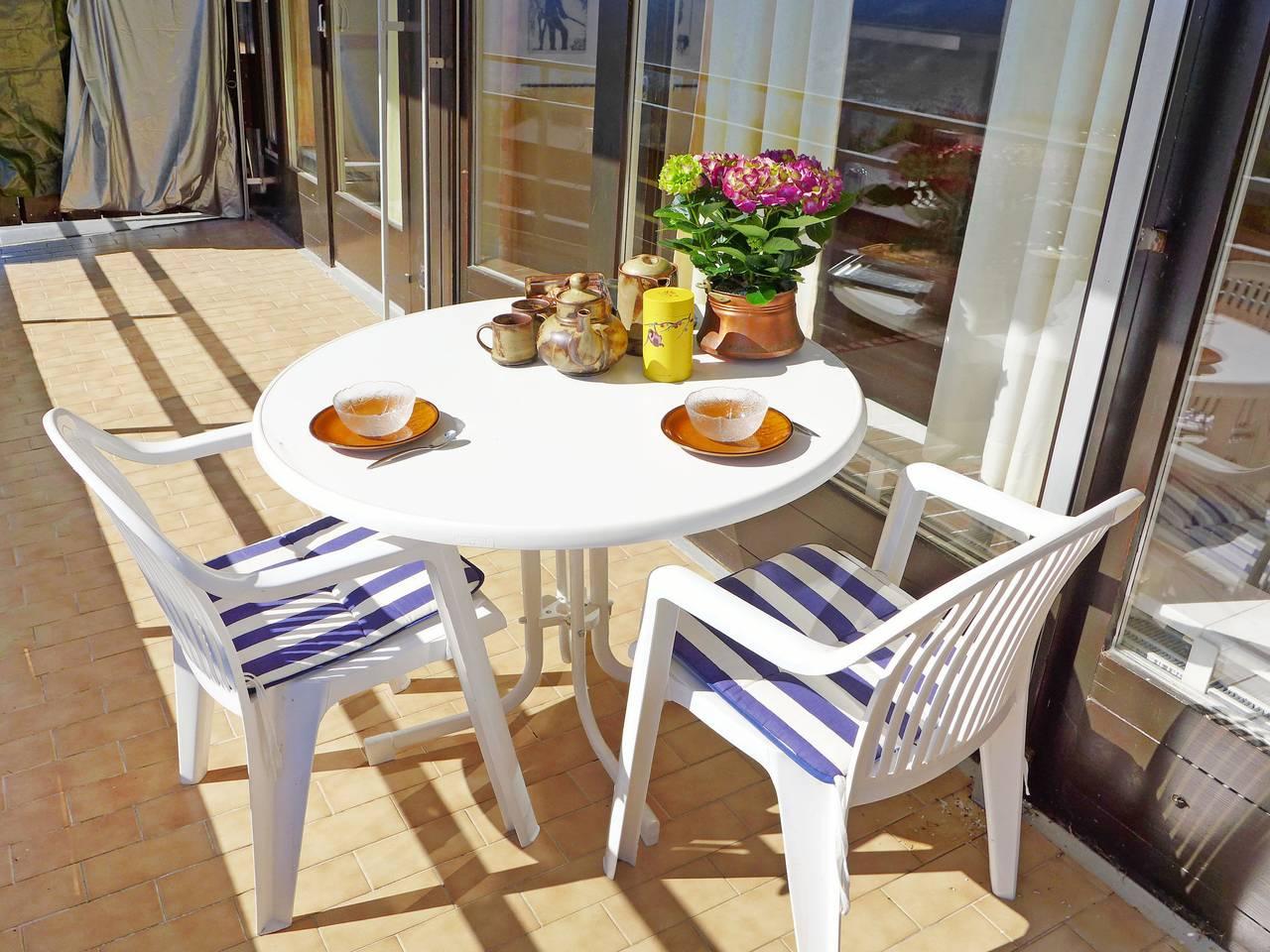 Vakantieappartement met sauna en binnenzwembad en 1 slaapkamer en balkon in Crans-Montana, Zwitserland voor 2 personen foto 21