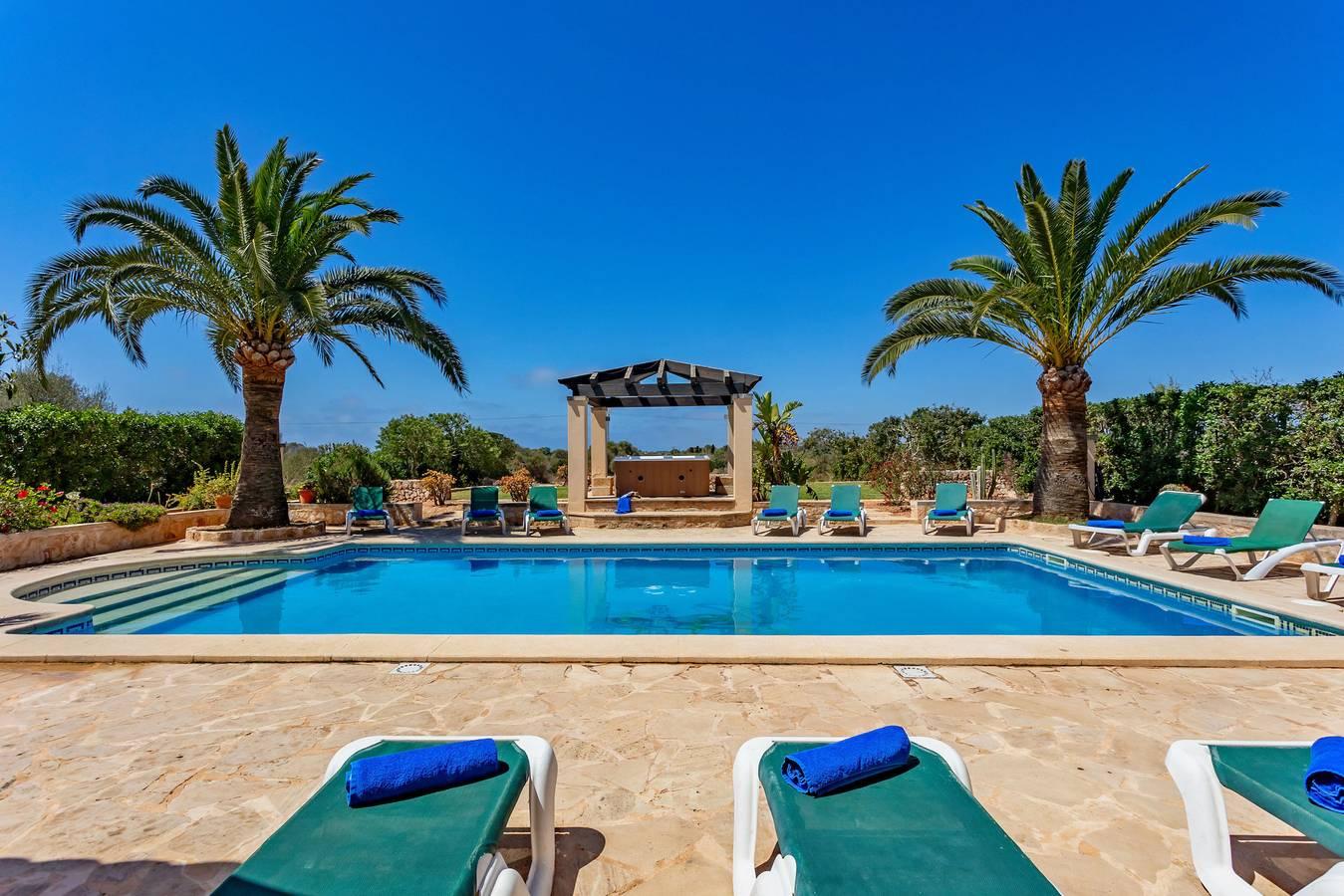 Vakantiehuis in Migjorn, Spanje voor 14 personen foto 4