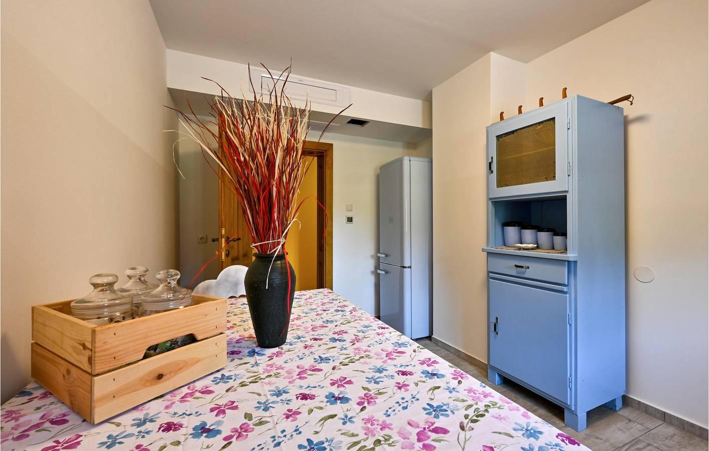 Charmant appartement met 2 slaapkamers, zwembad, wifi en terras in Varaždin, Kroatië voor 8 personen foto 24