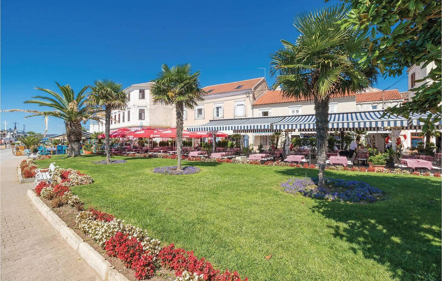 Charmant appartement met zwembad, terras en wifi, vlak bij parkeergelegenheid in Zadar, Kroatië voor 2 personen foto 24