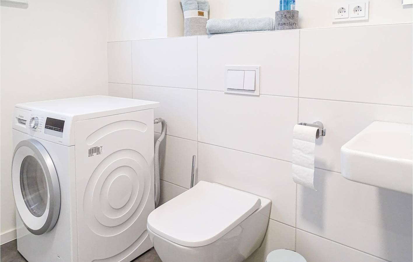 Büsum Getaway: 108m² Appartement, TV, Parkeren, Strand 1.5km in Büsum, Dithmarschen, Duitsland voor 6 personen foto 22