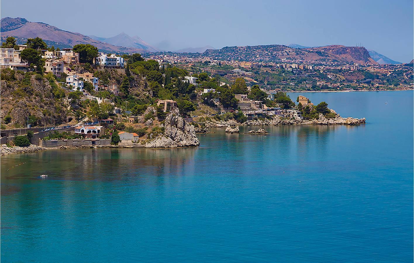 Appartement met zeezicht: Zwembad, Terras, Keuken in Torre Colonna-Sperone, Altavilla Milicia, Italië voor 7 personen foto 24