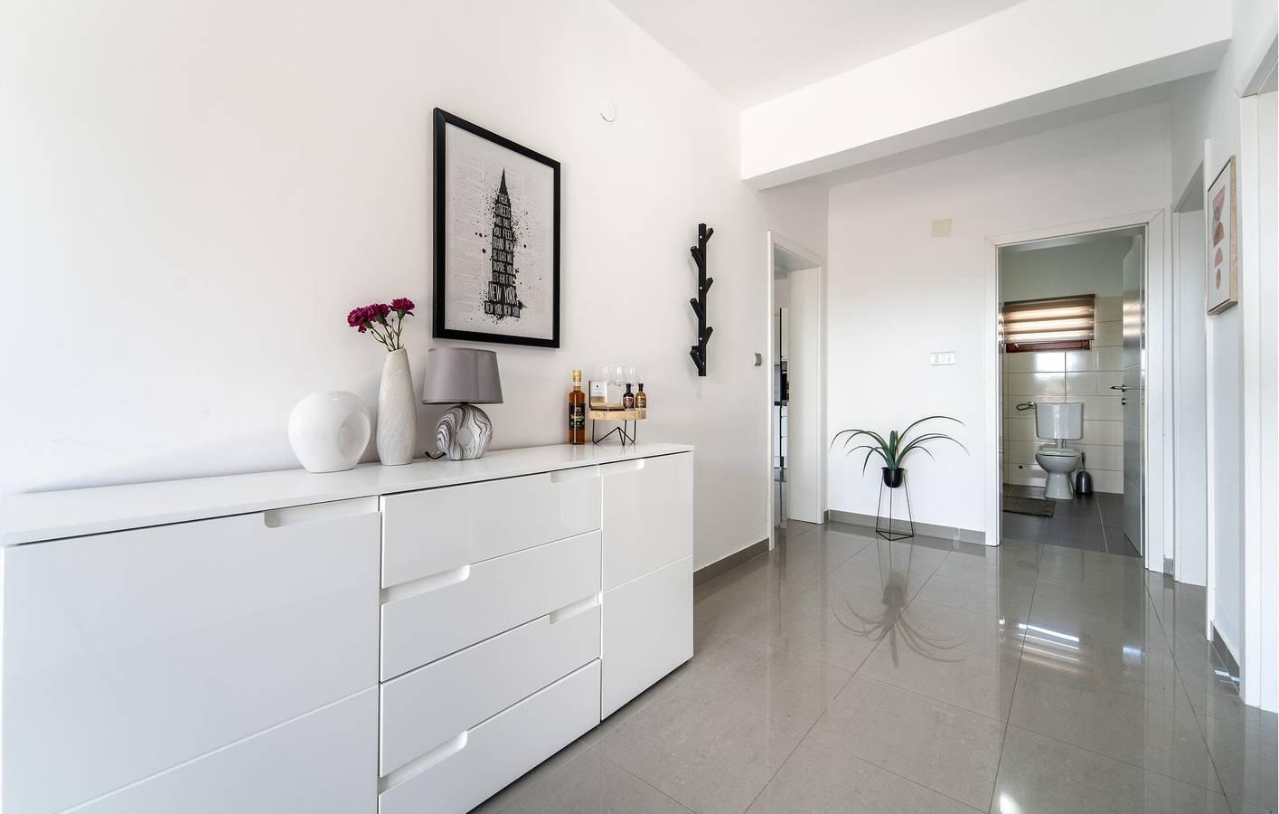 Gezellig appartement met 2 slaapkamers, zwembad, terras en op 900 in Drage (Pakoštane), Zadar, Kroatië voor 6 personen foto 24
