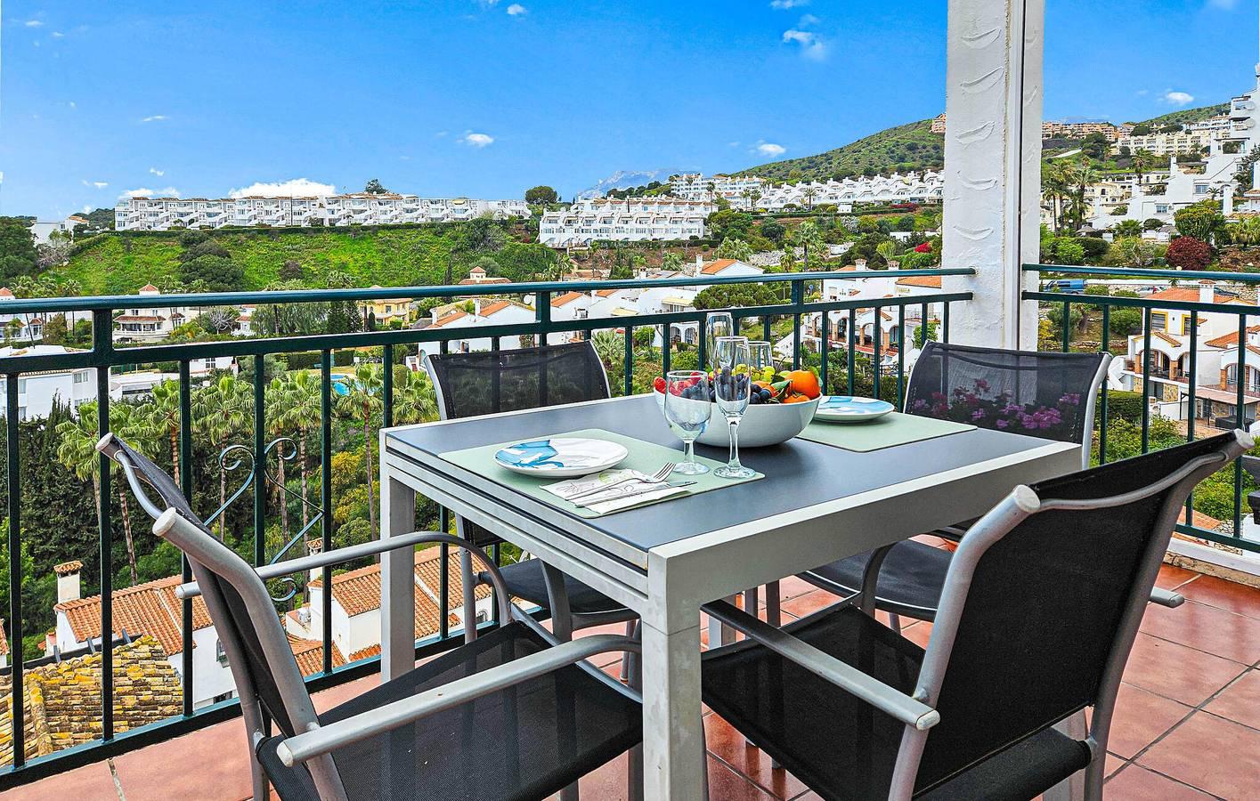 Retraite aan het zwembad: AC, Terras & Parkeerplaats - 1.5km in Sitio de Calahonda, Mijas, Spanje voor 4 personen foto 20