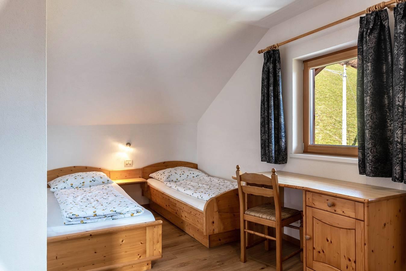 Appartement 'Kehrerhof - Panorama' met uitzicht op de bergen, balkon & in Ellen, St. Lorenzen, Italië voor 8 personen foto 20