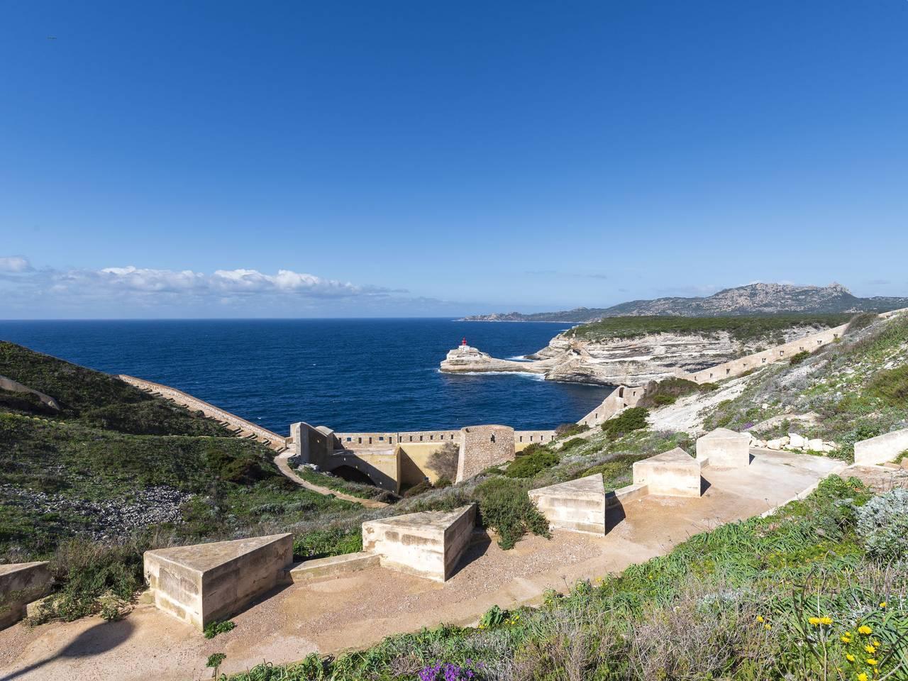 Le Trois du Petit Sperone in Bonifacio, Frankrijk voor 4 personen foto 22