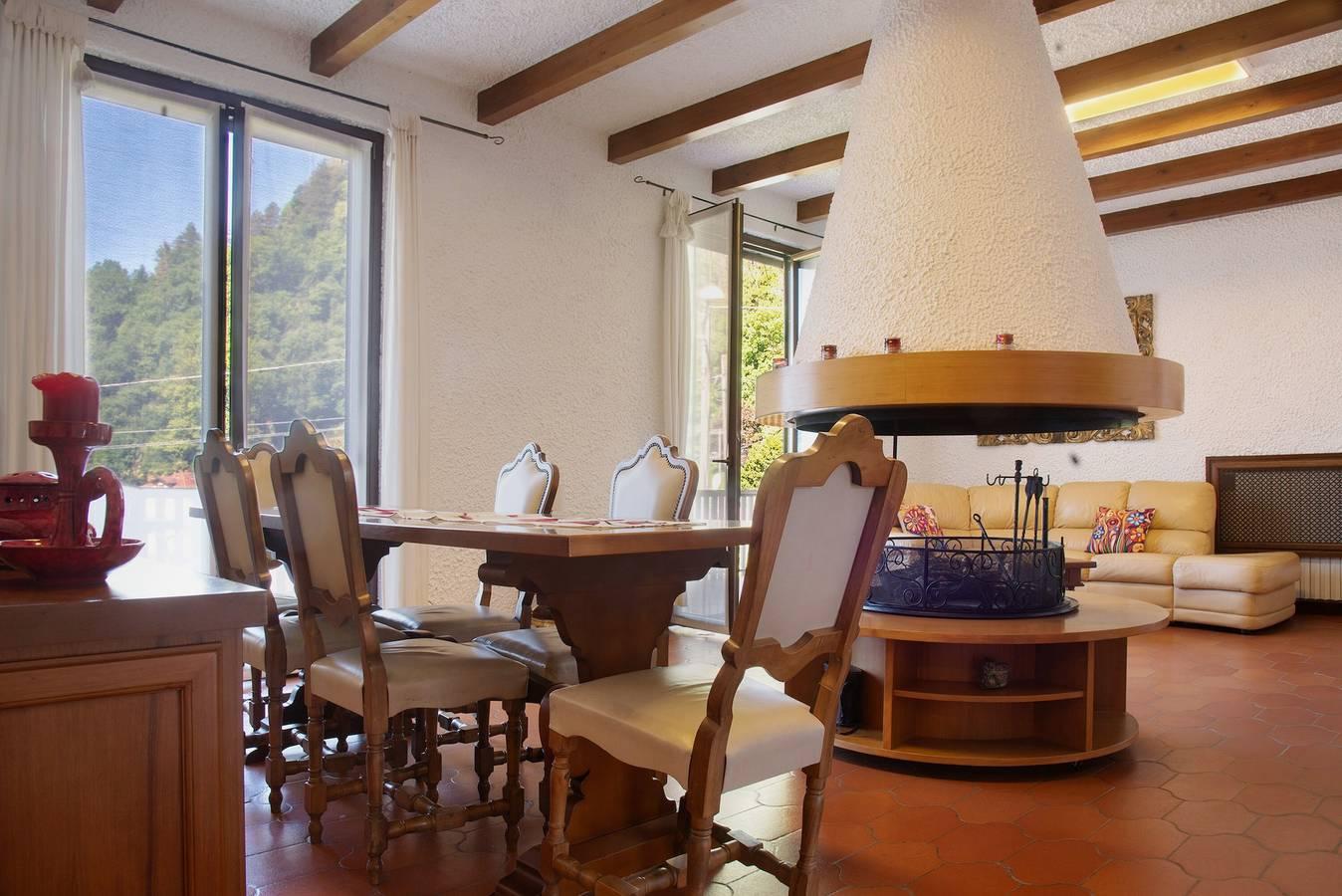 Huisdiervriendelijk vakantiehuis "Villa Olga Lago in Castello Valtravaglia, Castelveccana, Italië voor 6 personen foto 23
