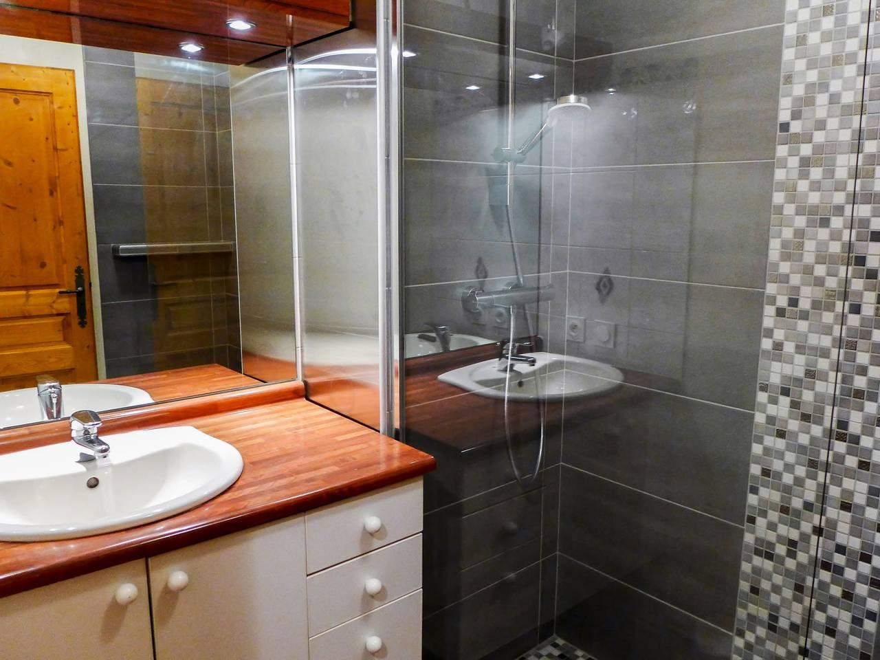 L'Espace Montagne met 1 slaapkamer en balkon in Brevent-Flegere, Chamonix, Frankrijk voor 4 personen foto 9