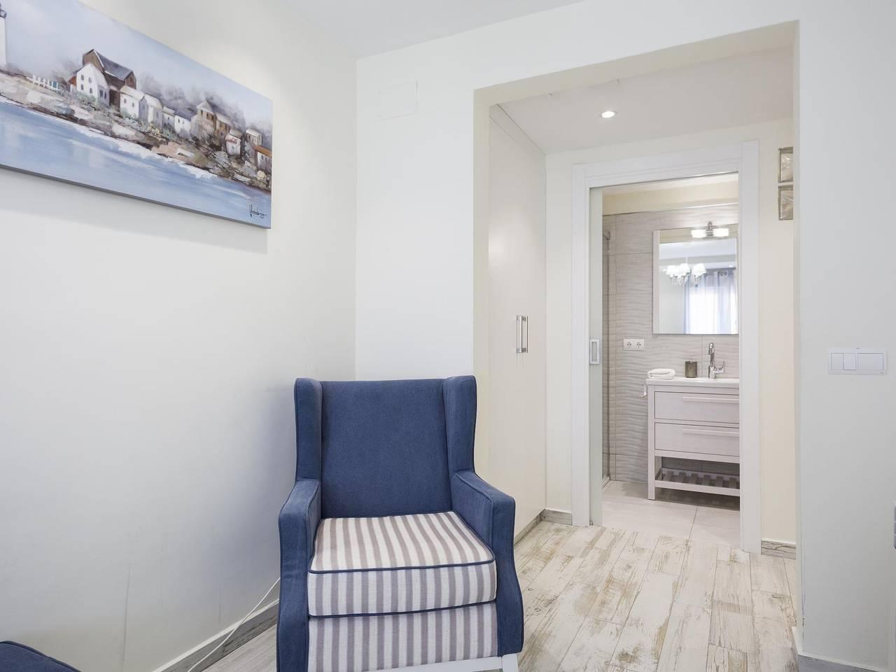 Vakantieappartement met balkon/terras in Sitges, Garraf, Spanje voor 11 personen foto 22