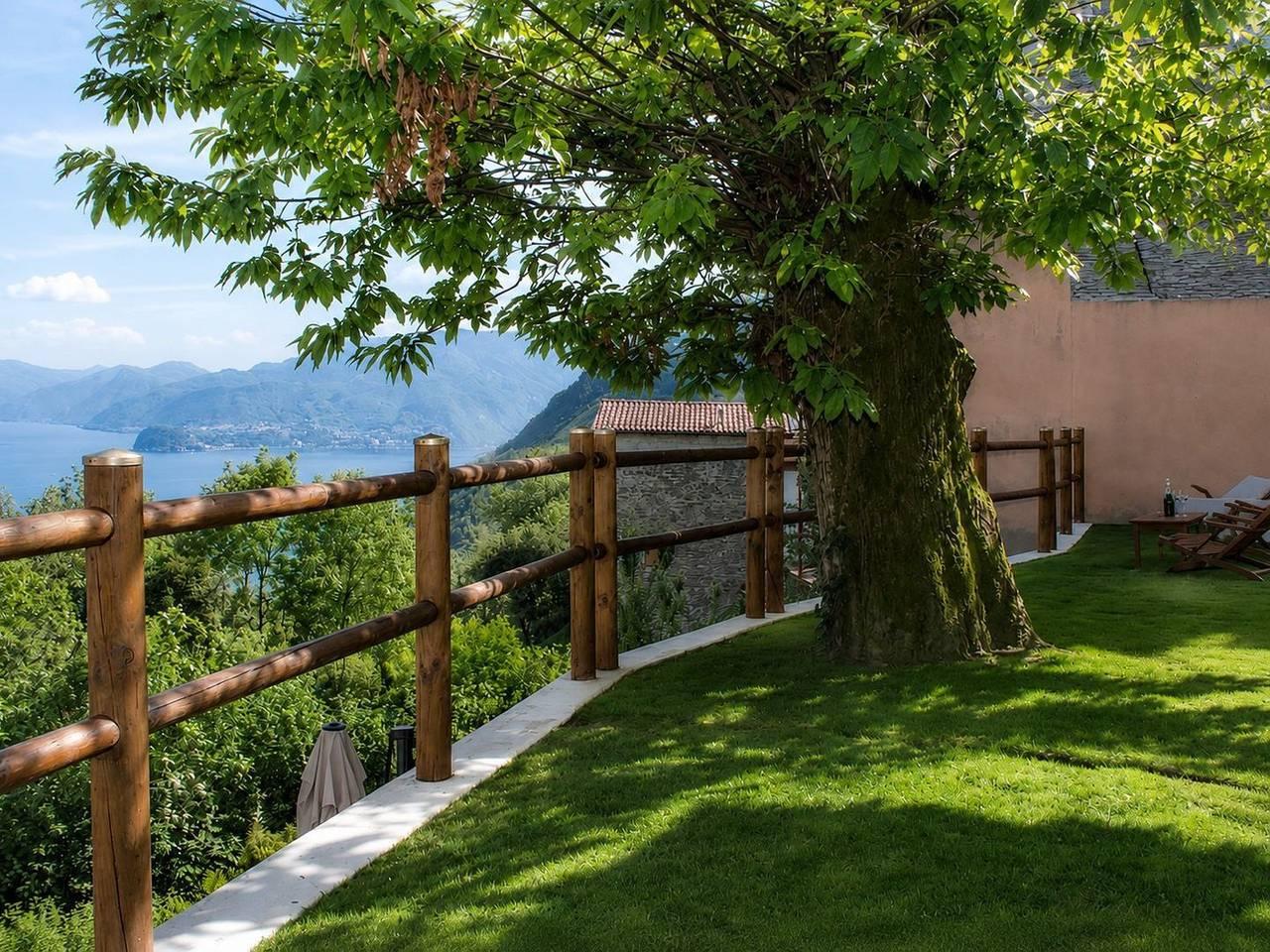 Vakantiehuis met uitzicht op het meer in Semnago-San Martino, Comune di San Siro, Italië voor 4 personen foto 19