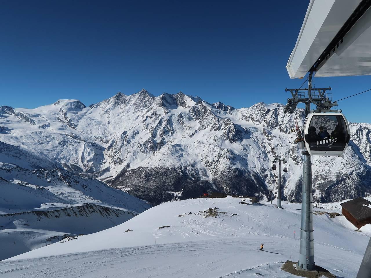 Vakantiehuis met binnenzwembad en zwembad in Saas-Balen, Walliser Alpen, Zwitserland voor 4 personen foto 22