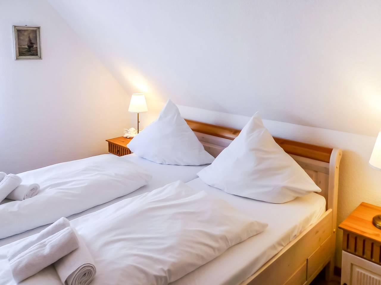 Vakantieappartement met binnenzwembad en zwembad in Strand Norddeich, Norddeich, Duitsland voor 3 personen foto 6