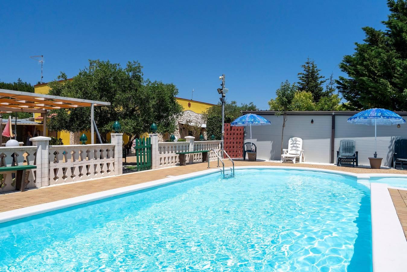 Vakantiehuis Le Lamie di Comasia 2 met Gedeeld Zwembad in Martina Franca, Provincie Taranto, Italië voor 4 personen foto 21