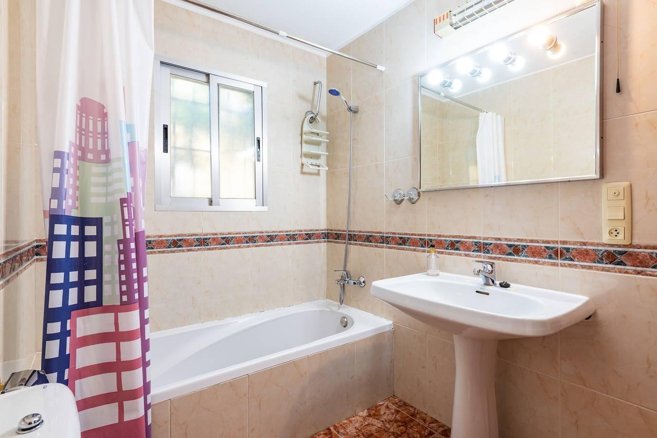 Villa Monbijou met privé zwembad & Wi-Fi in Platja de la Barbiguera (Vinaròs), Vinaròs, Spanje voor 6 personen foto 19