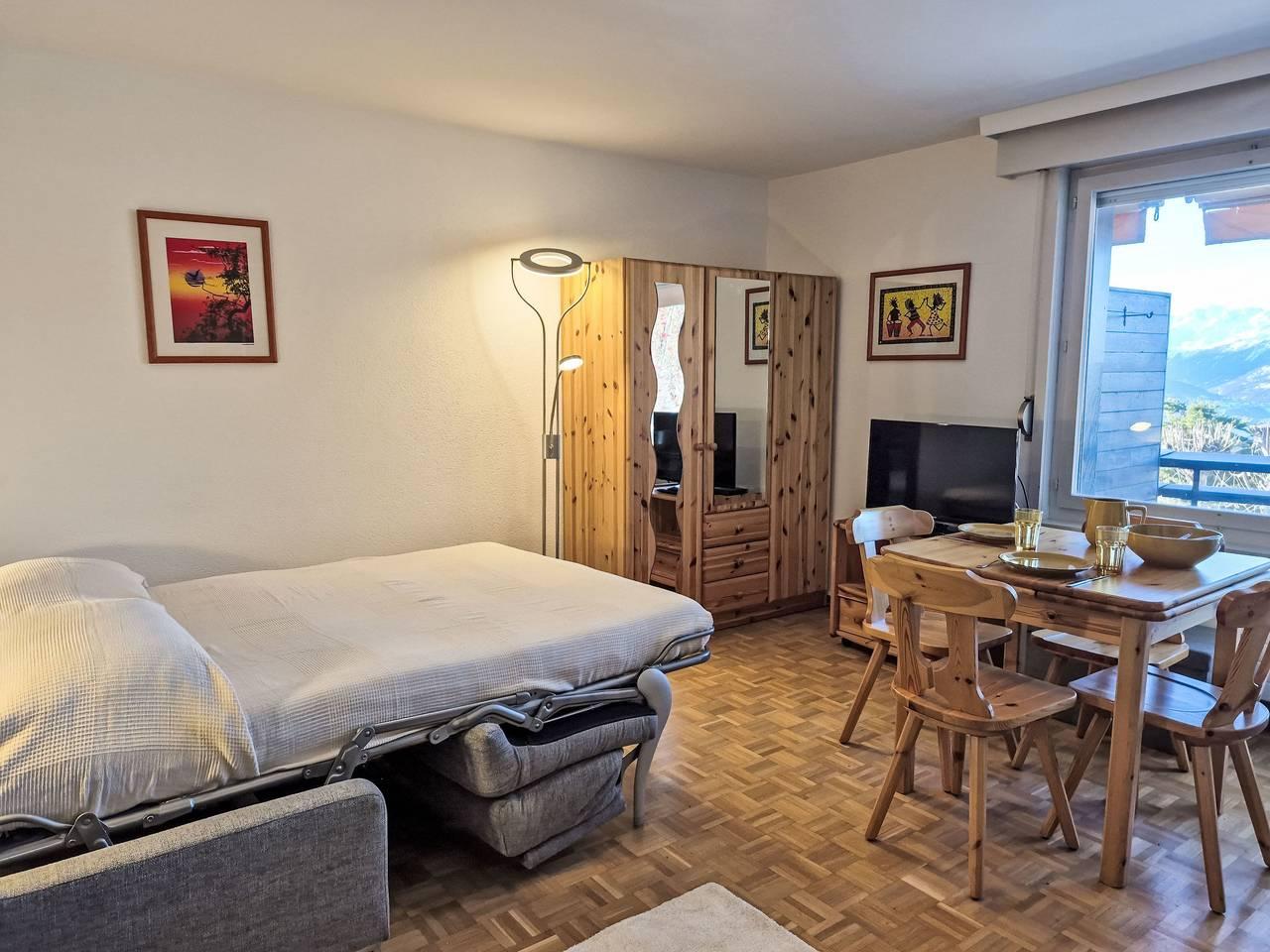 Vakantieappartement met sauna en binnenzwembad in Randogne, Zwitserland voor 2 personen foto 8