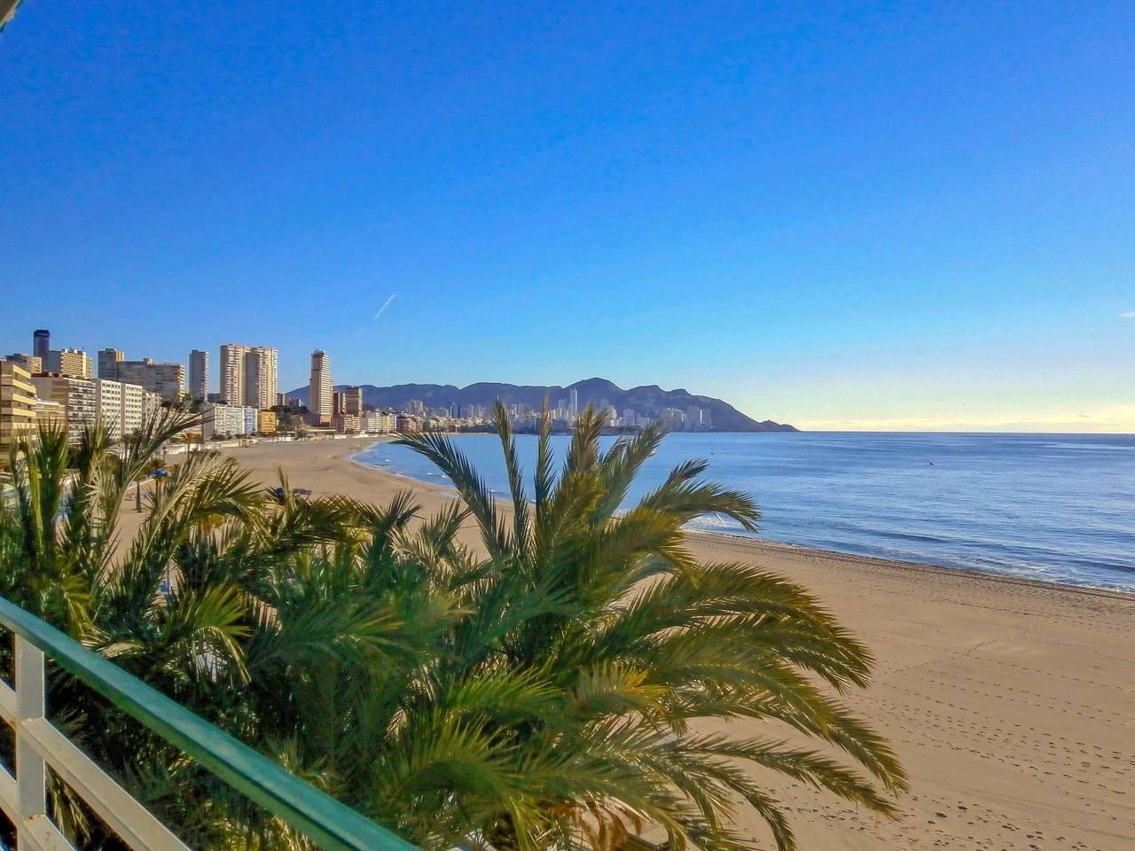 Turia Playa in Benidorm, Costa Blanca, Spanje voor 6 personen foto 22