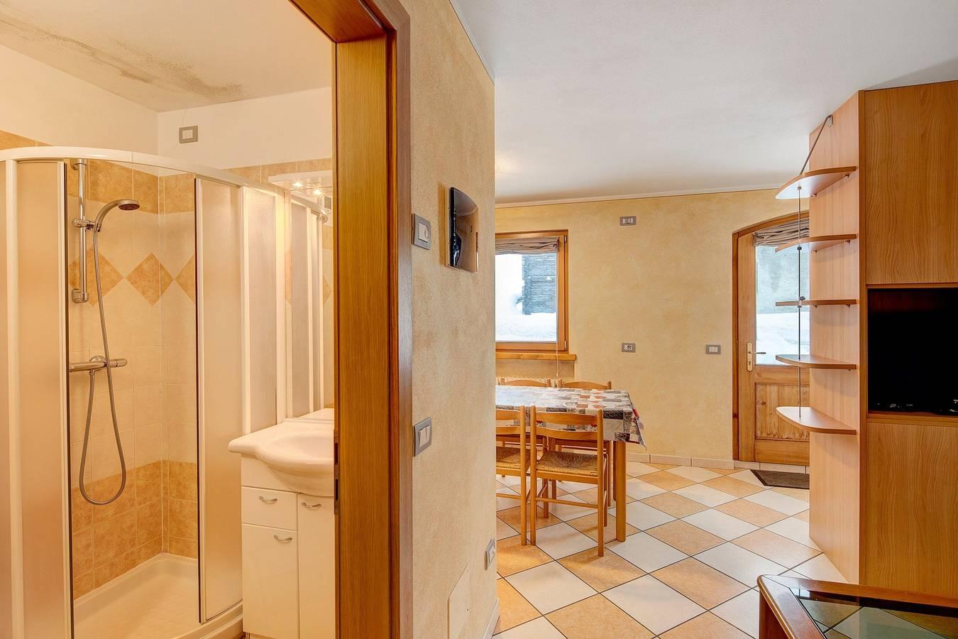 Appartement "Piz Filone" met Uitzicht op de Bergen, Wifi in Livigno, Valtellina, Italië voor 2 personen foto 21