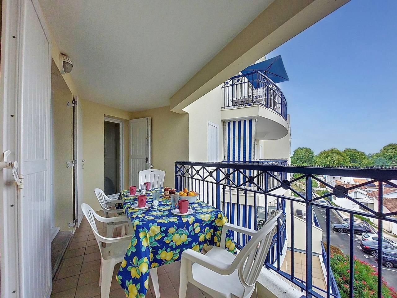 Parc de Pontaillac met 2 slaapkamers en binnenzwembad in Vaux-sur-Mer, Côte de Beauté, Frankrijk voor 4 personen foto 21