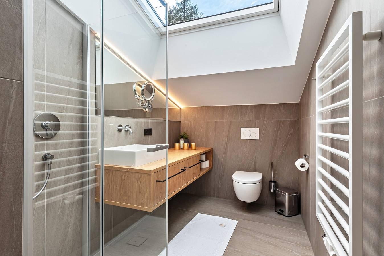 Chalet "Bergfreund" met uitzicht op de bergen, sauna, tuin in Olang, Dolomiti Superski, Italië voor 8 personen foto 21
