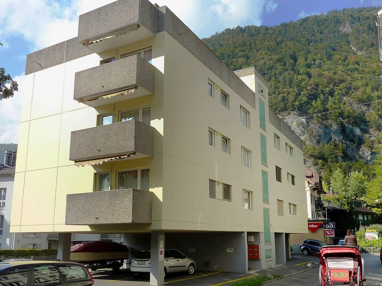 Vakantieappartement met binnenzwembad en zwembad in Interlaken, Meer van Thun, Zwitserland voor 2 personen foto 19