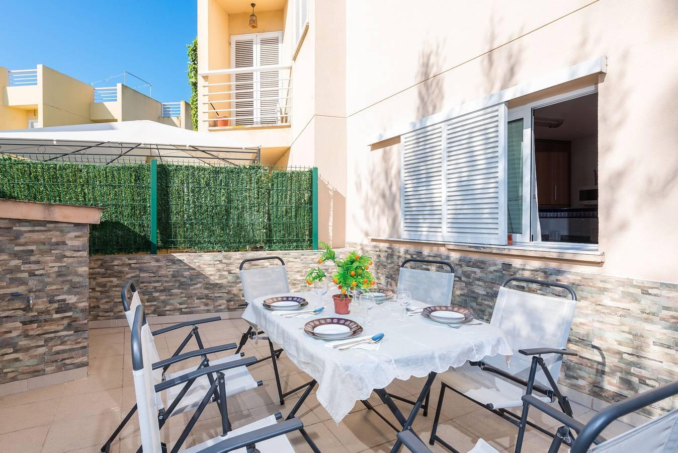 Vakantiehuis 'Rotonda De Aucanada' met privé zwembad, Wi-Fi in Port d'Alcúdia, Alcúdia, Spanje voor 6 personen foto 23