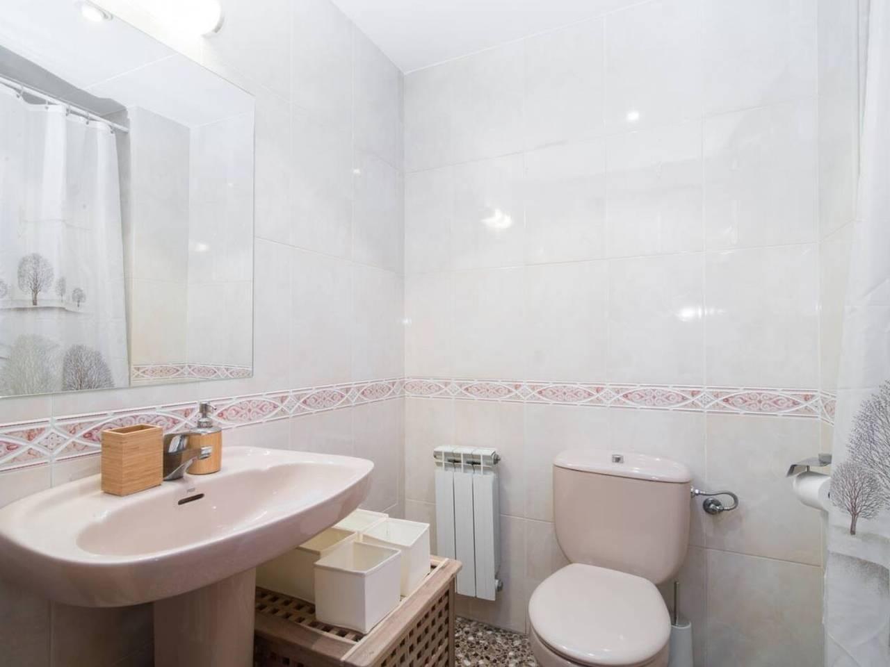 Vakantieappartement met balkon in Castelldefels, Baix Llobregat, Spanje voor 6 personen foto 22