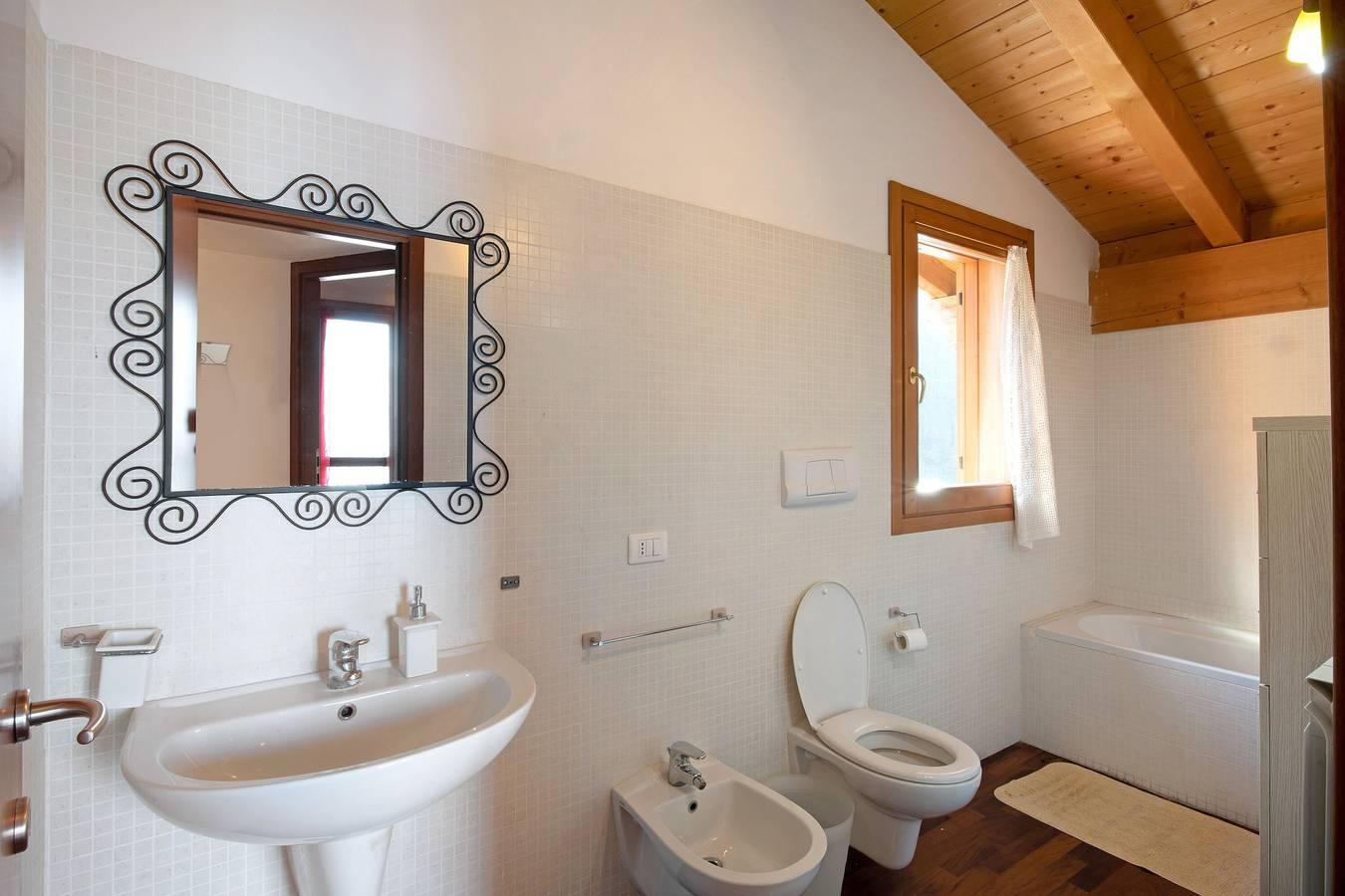 Huisdiervriendelijke Villa Magic moment in Lake Como in Regoledo, Gemeente Perledo, Italië voor 9 personen foto 20