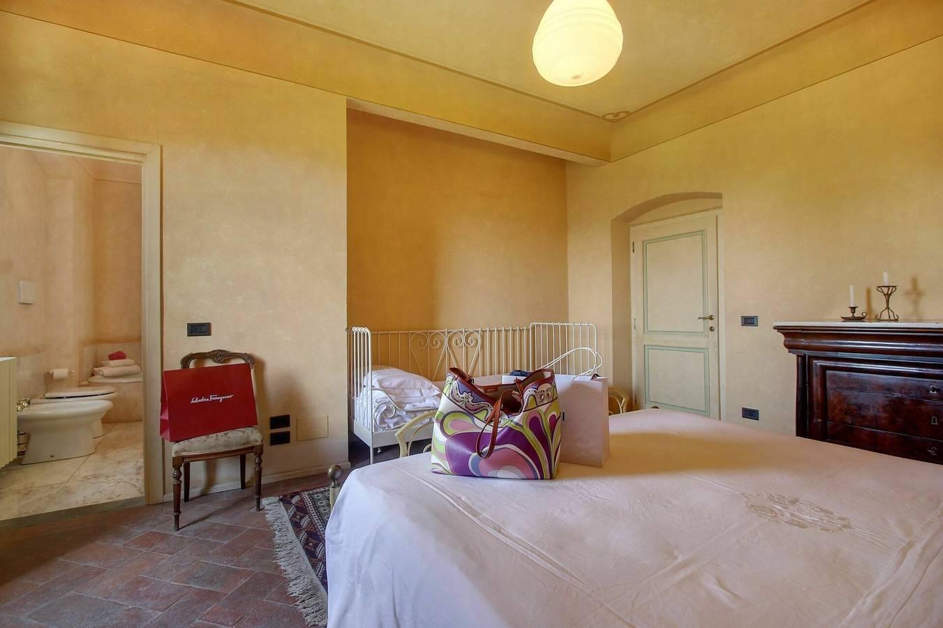 Villa Lucolena in Lucolena, Greve In Chianti, Italië voor 10 personen foto 19