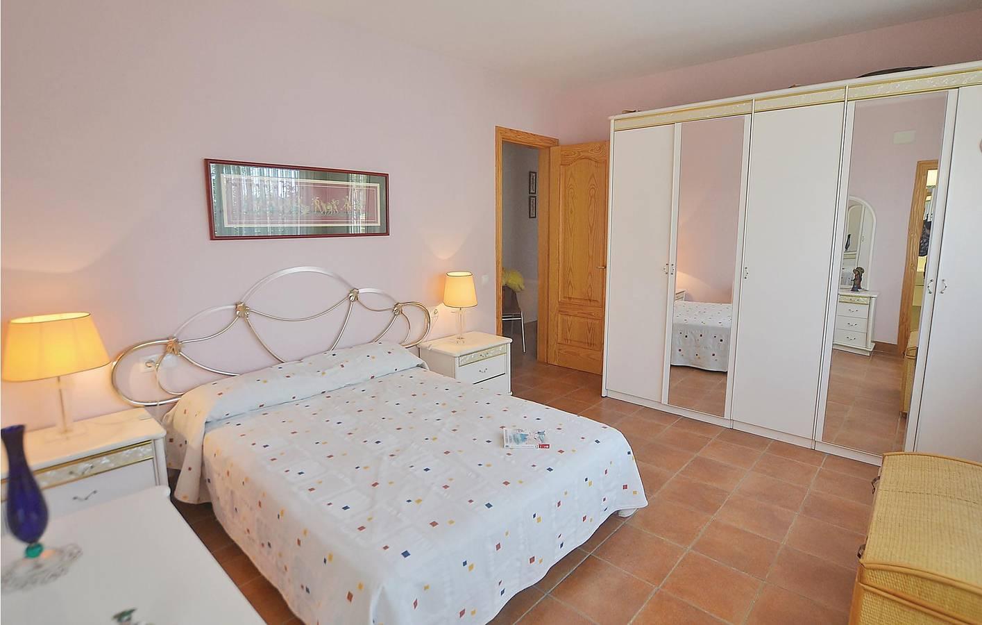 Appartement met zeezicht, terras en parkeerplaats in Santa Susanna, Costa del Maresme, Spanje voor 14 personen foto 20