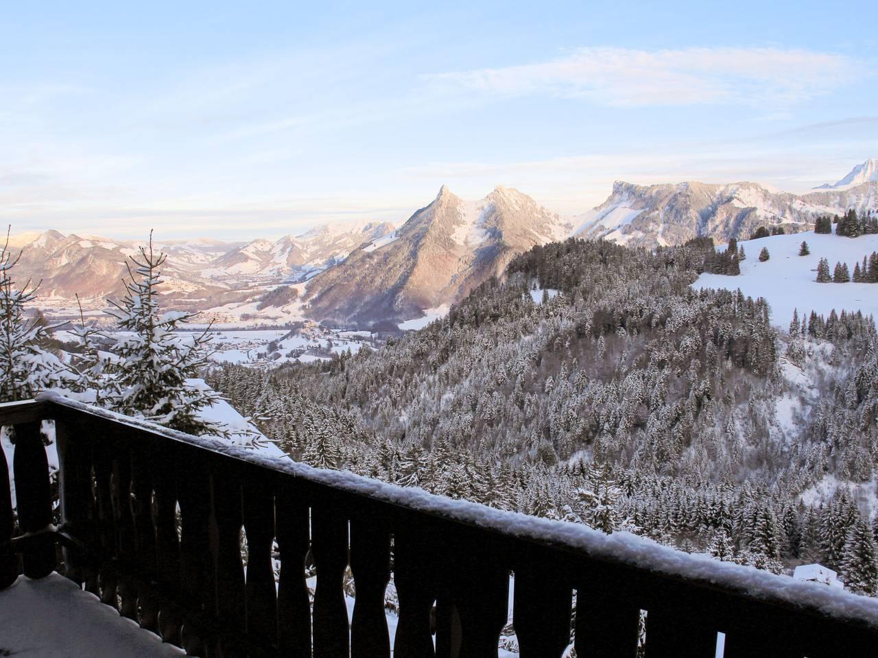 Chalet Les 3 Marmottes in Gruyères, Fribourg (kanton), Zwitserland voor 6 personen foto 19