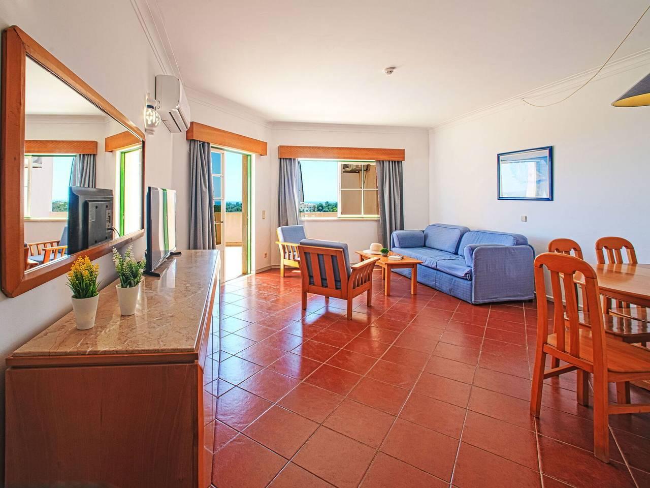 Vakantieappartement met zwembad en ligging bij zee in Alvor, Portugal voor 6 personen foto 23