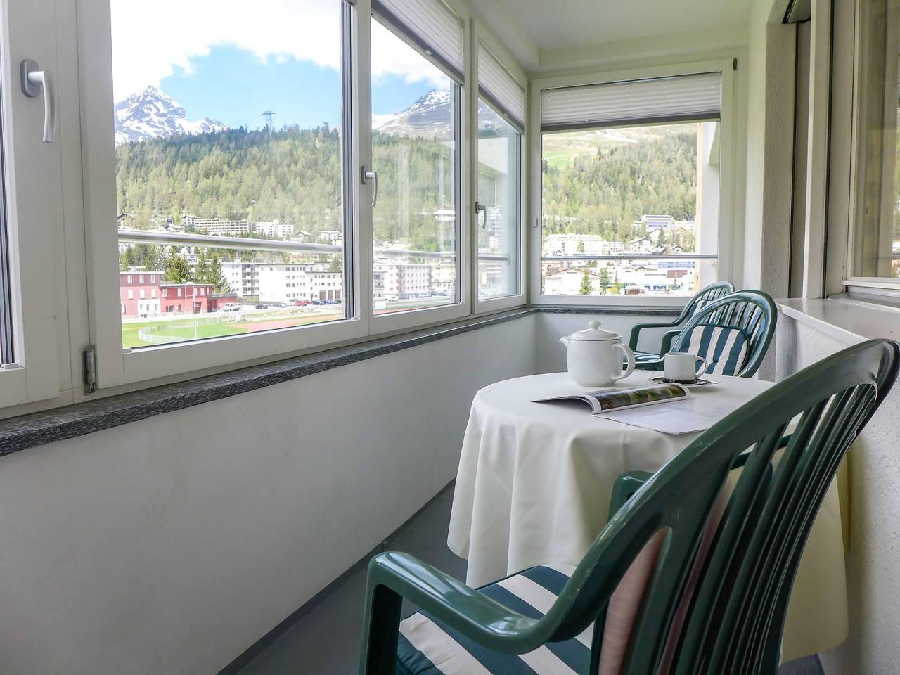 Chesa Ova Cotschna 305 in St. Moritz 3 Bad, Sankt Moritz, Zwitserland voor 4 personen foto 15