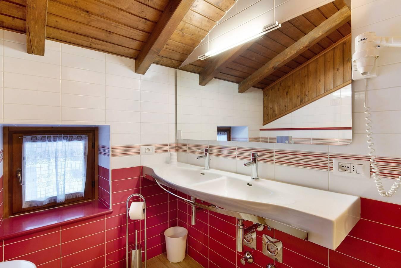 Vakantieappartement met airconditioning in Livigno (Town), Livigno, Italië voor 9 personen foto 22