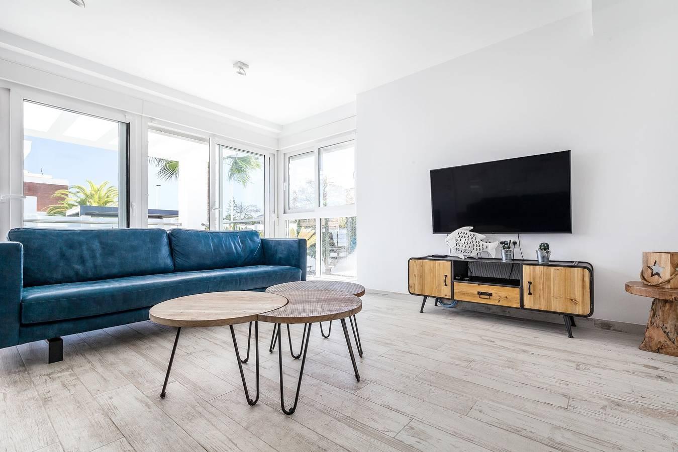 Villa "Casa Bos Orange" met Buitenzwembad en Whirlpool in Santa Pola, Costa Blanca, Spanje voor 16 personen foto 25