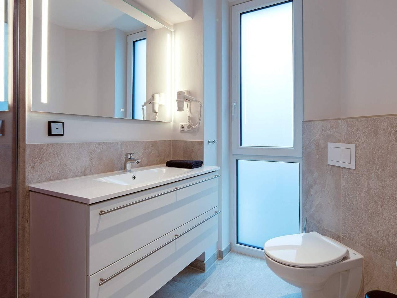 Exclusieve jachthavenvilla direct aan zee in Wendtorfer Strand, Wendtorf, Duitsland voor 6 personen foto 24