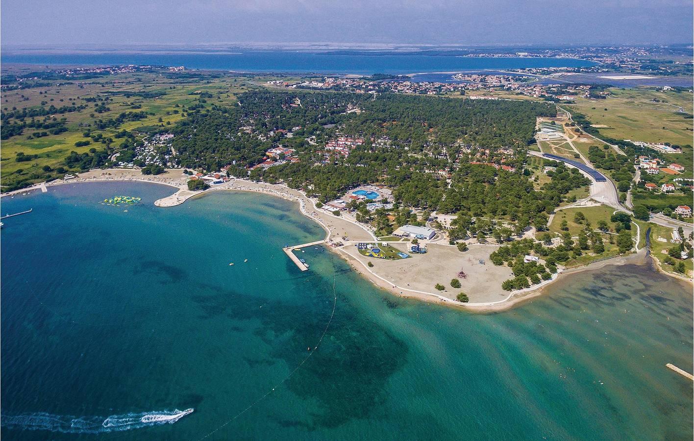 Gezellig appartement met terras, wifi en parkeergelegenheid vlak bij het strand in Nin, Zadar, Kroatië voor 4 personen foto 22