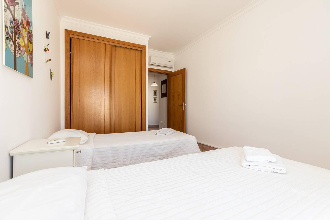 Moradia com 3 quartos a 100m da praia com Pátio by Algarvemanta in Praia da Lota, Manta Rota, Portugal voor 6 personen foto 22
