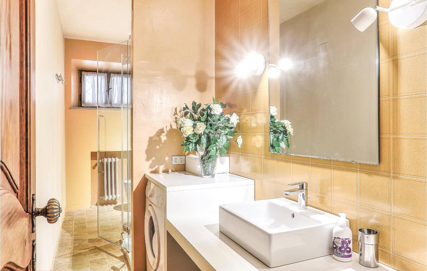 Appartement aan het zwembad in Fauglia, Italiaanse Rivièra, Italië voor 10 personen foto 22