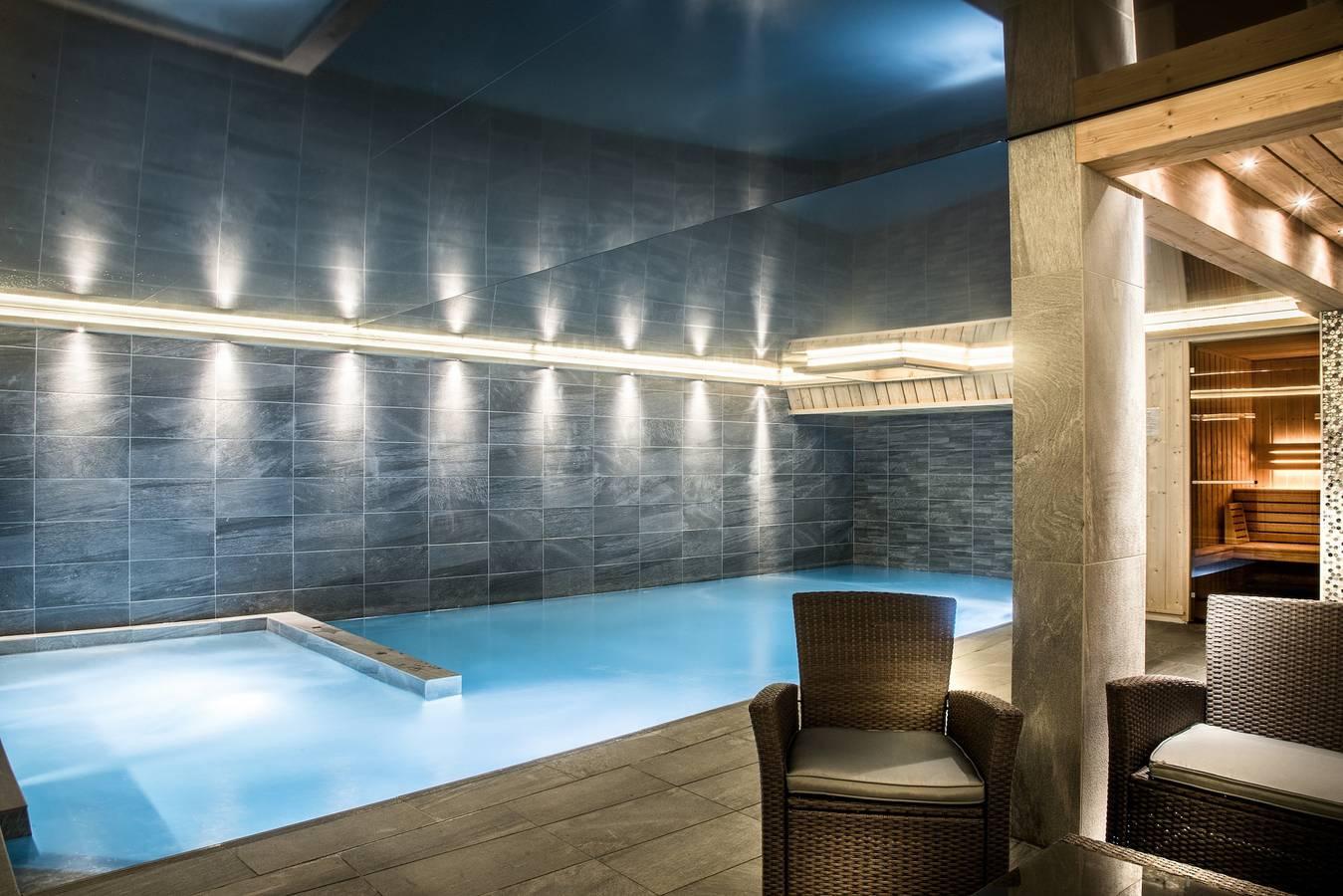 Lcz - Luxueux T5 duplex 5* au pied des pistes in La Clusaz, Frankrijk voor 10 personen foto 22