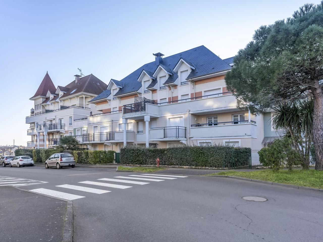 Les Marines 1 et 2 met 2 slaapkamers en balkon in Dives-sur-Mer, Frankrijk voor 2 personen foto 19