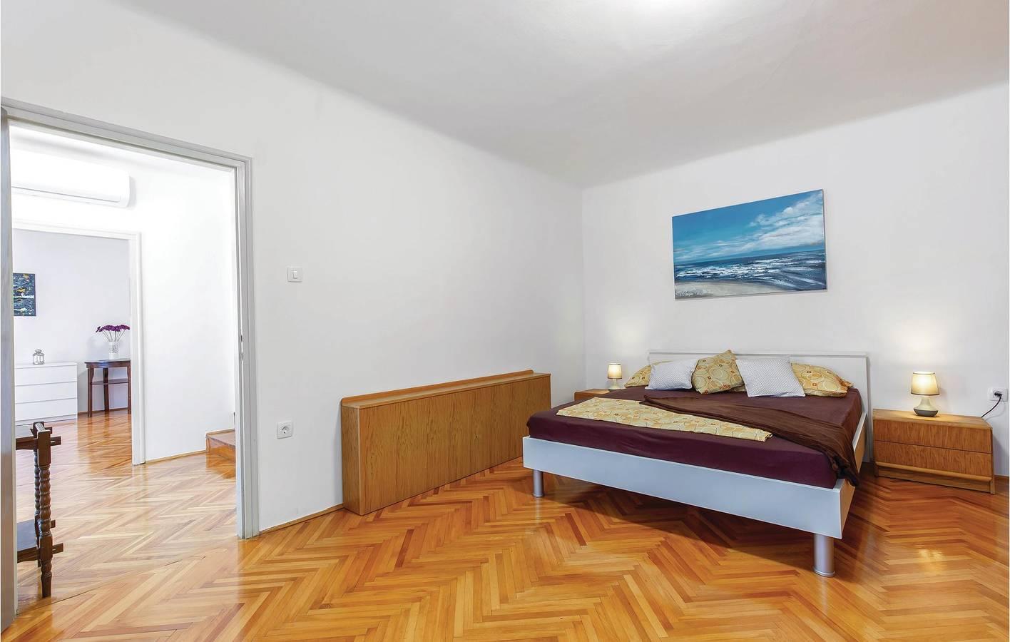 Modern appartement met terras, wifi en parkeergelegenheid in Primorje-Gorski Kotar, Kroatië voor 6 personen foto 20