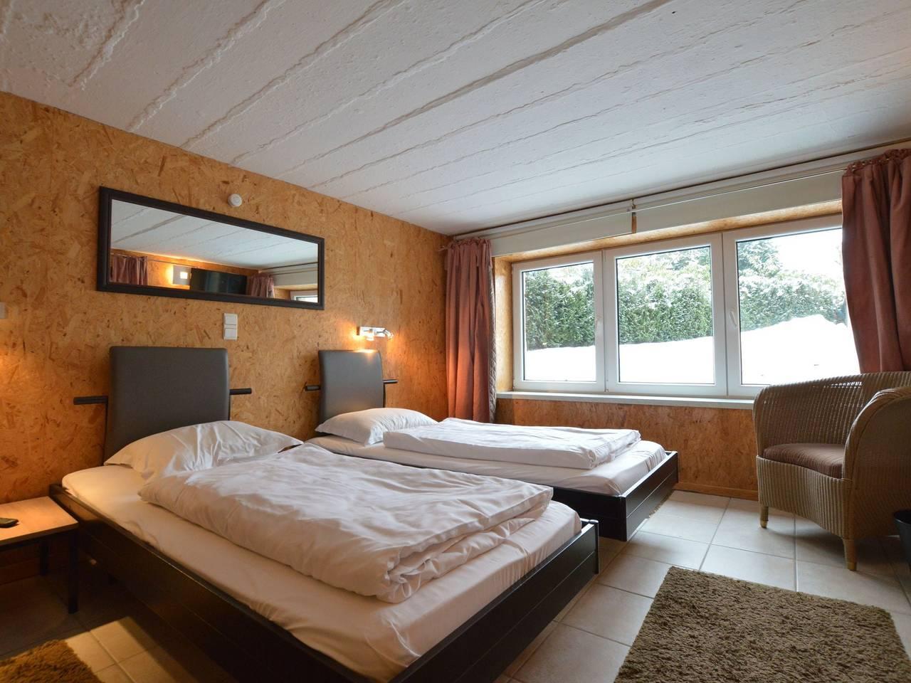 Ruime woning met tuin in Weismes, Natuurgebied Hautes Fagnes, België voor 14 personen foto 24