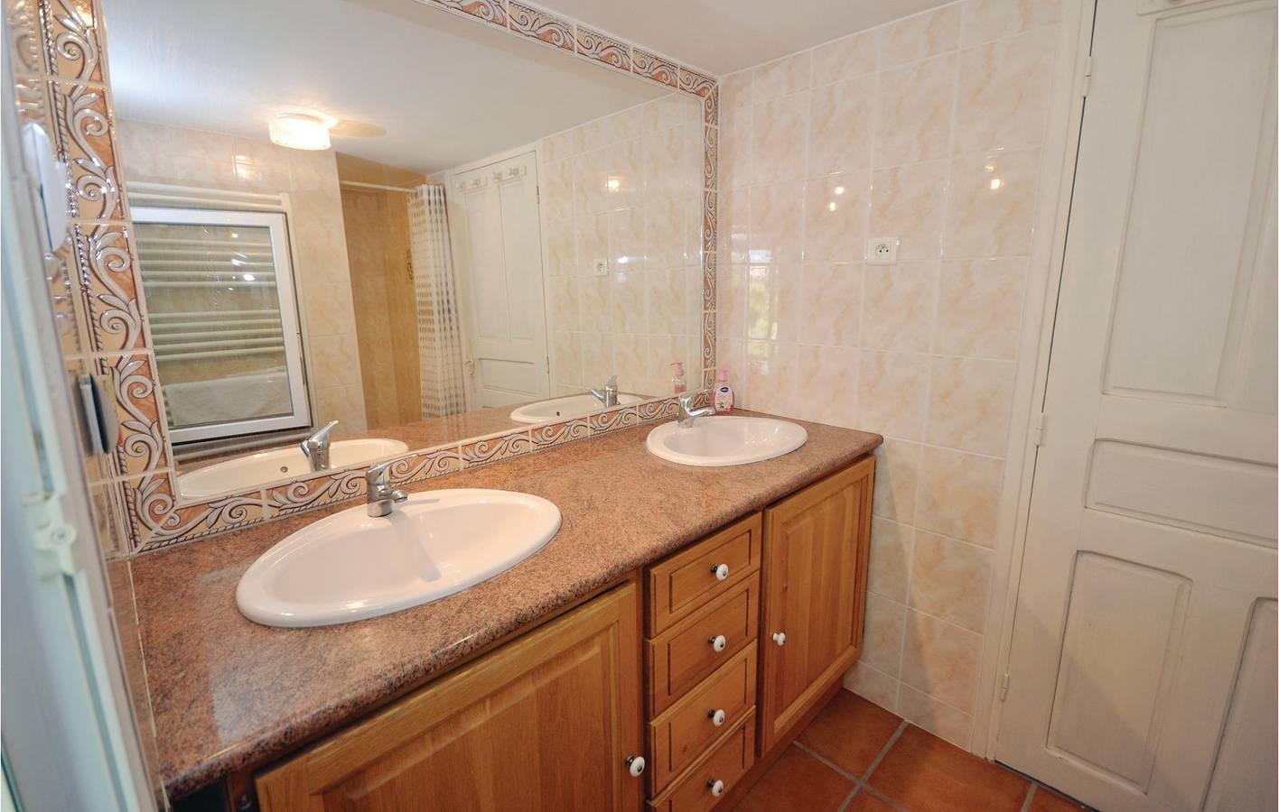 Bagard Vakantie Appartement met Zwembad & Tuin in Bagard, Frankrijk voor 8 personen foto 22