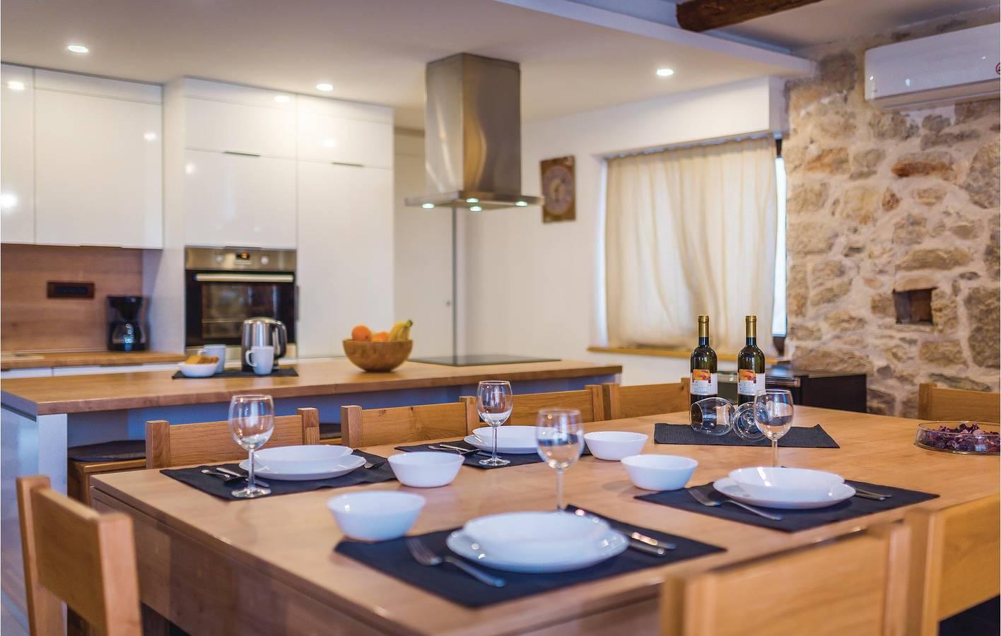 Uitje aan zee: gezellig appartement met zwembad, terras en moderne in Dalmatische eilanden, Kroatië voor 20 personen foto 22