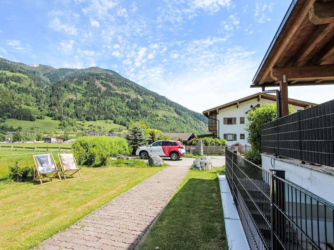 Vakantieappartement met binnenzwembad en zwembad in Tux Alps, Fügen, Oostenrijk voor 4 personen foto 22