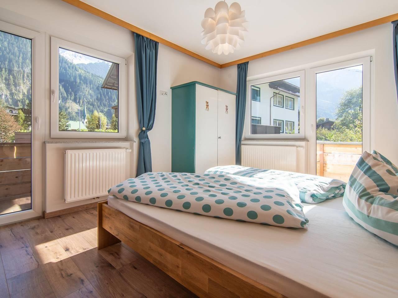 Rustig gelegen vakantiehuis met veel privacy in Mayrhofen, Zillertaler Alpen, Oostenrijk voor 10 personen foto 21